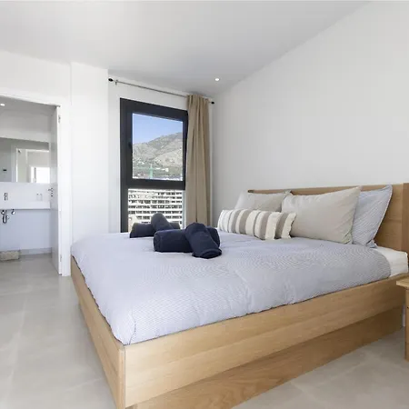 Apartment Higueron Skyline