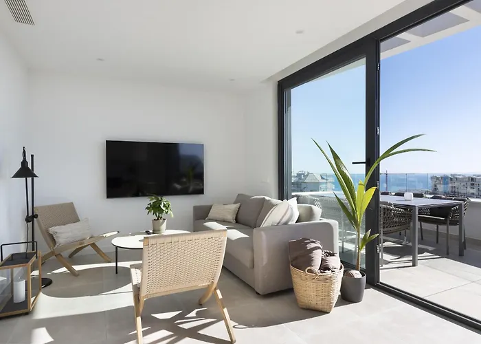 Higueron Skyline דירה