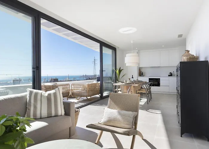 Higueron Skyline アパート