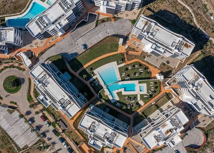 Higueron Skyline アパート